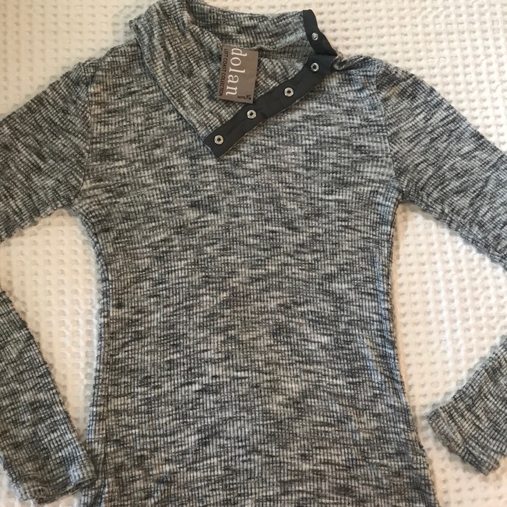 Dolan left coast turtle snap neck
